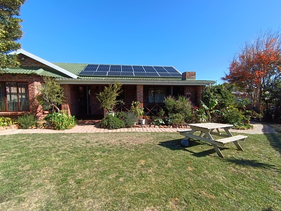 3 Bedroom Property for Sale in Wavecrest Eastern Cape